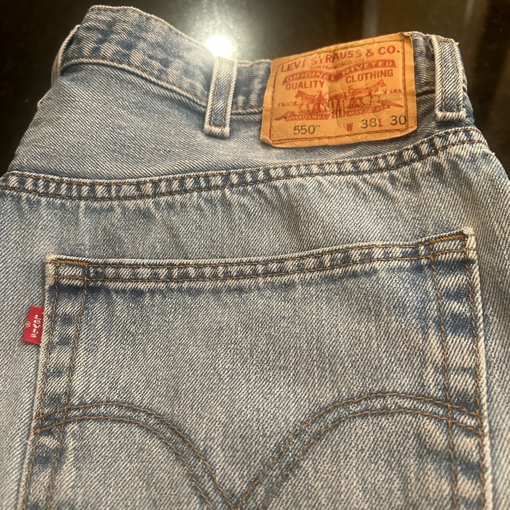 Men’s Comfort fit Levi Jeans 38x30. EUC Vintage - Picture 3 of 11